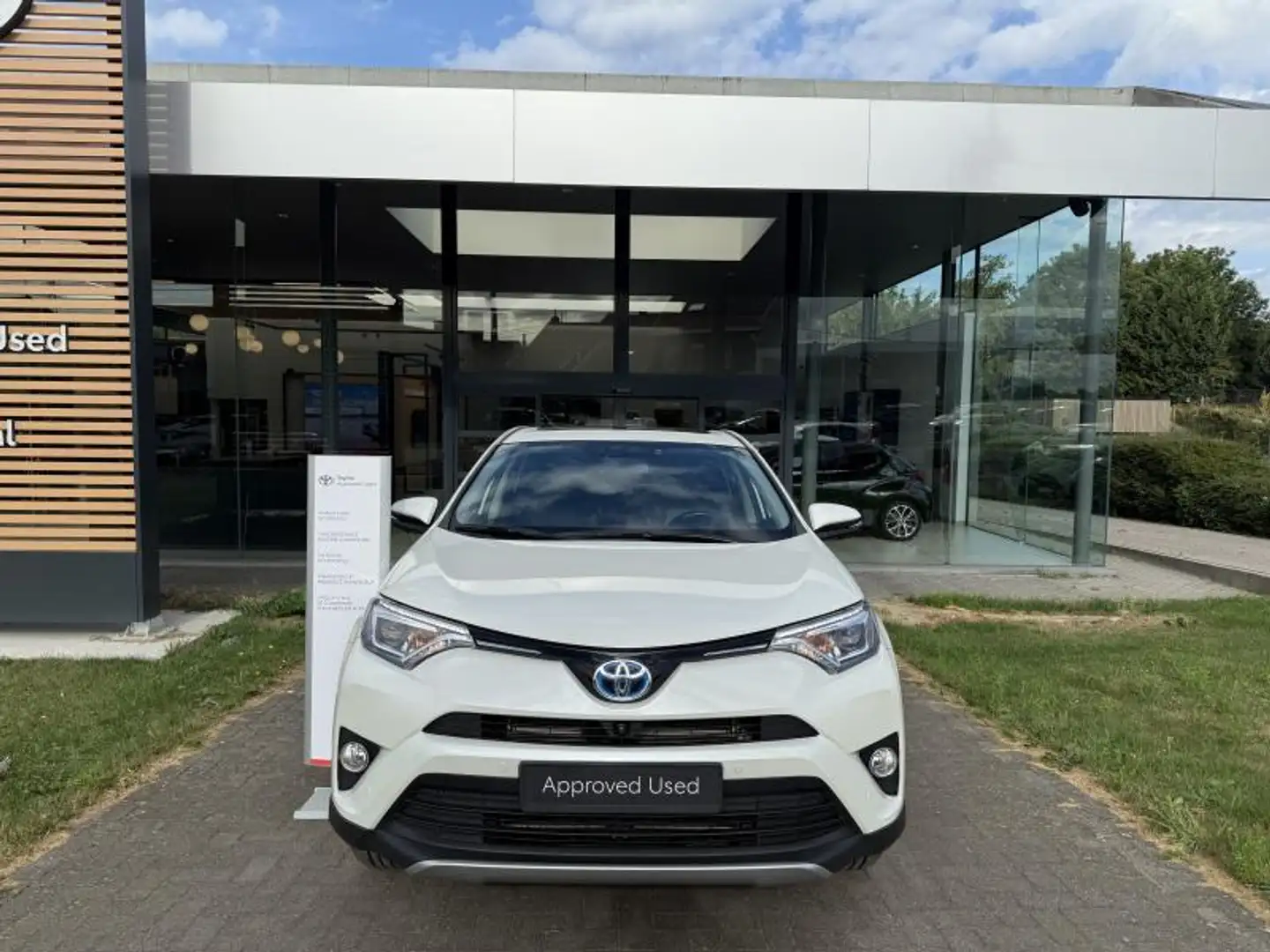 Toyota RAV 4 Lounge Blanc - 2