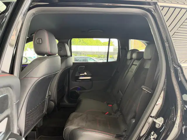 Mercedes-Benz GLB view 13