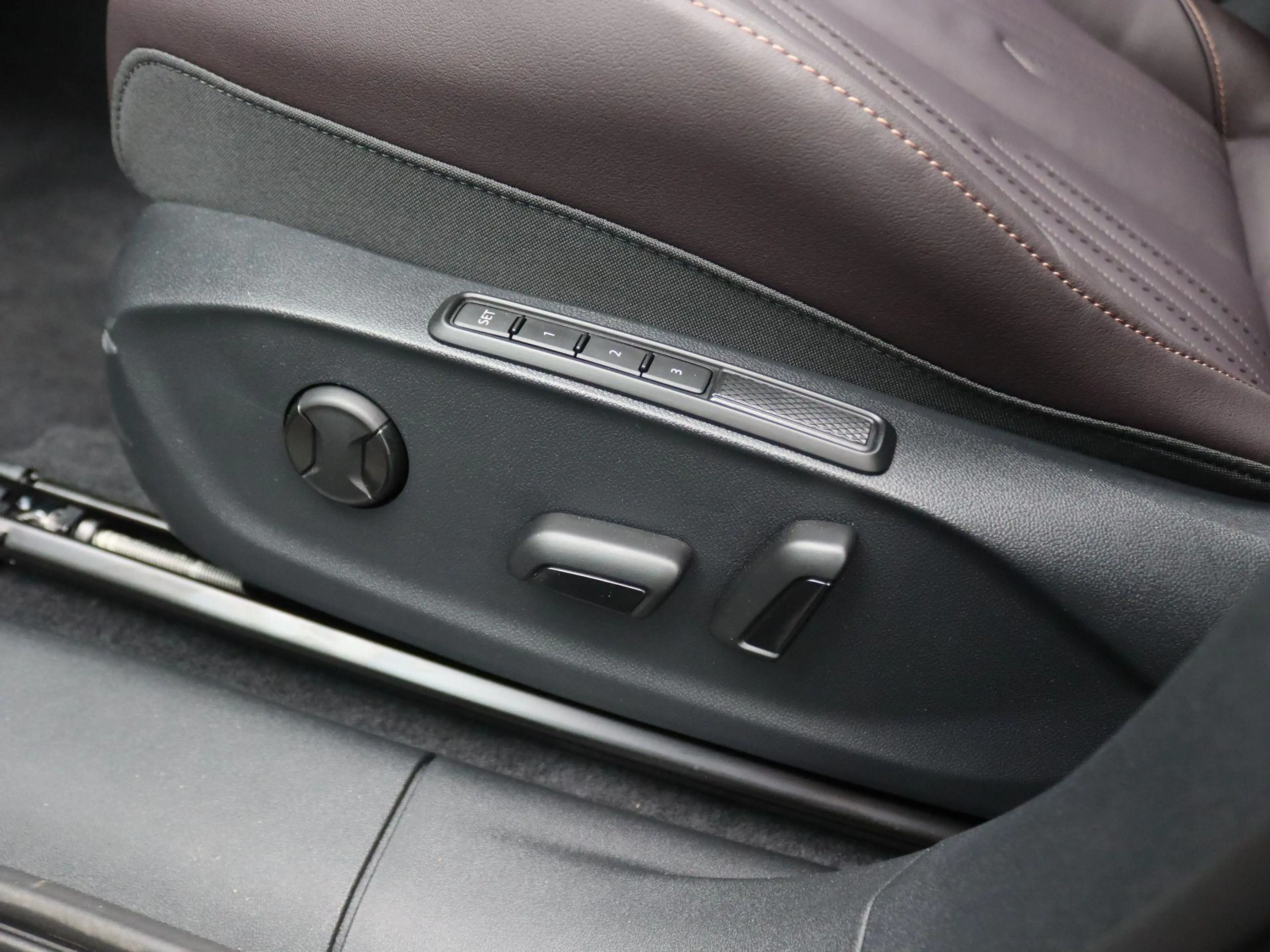 CUPRA Terramar 1.5 TSI e-Hybrid VZ Performance 272PK DSG Panorama — photo 47