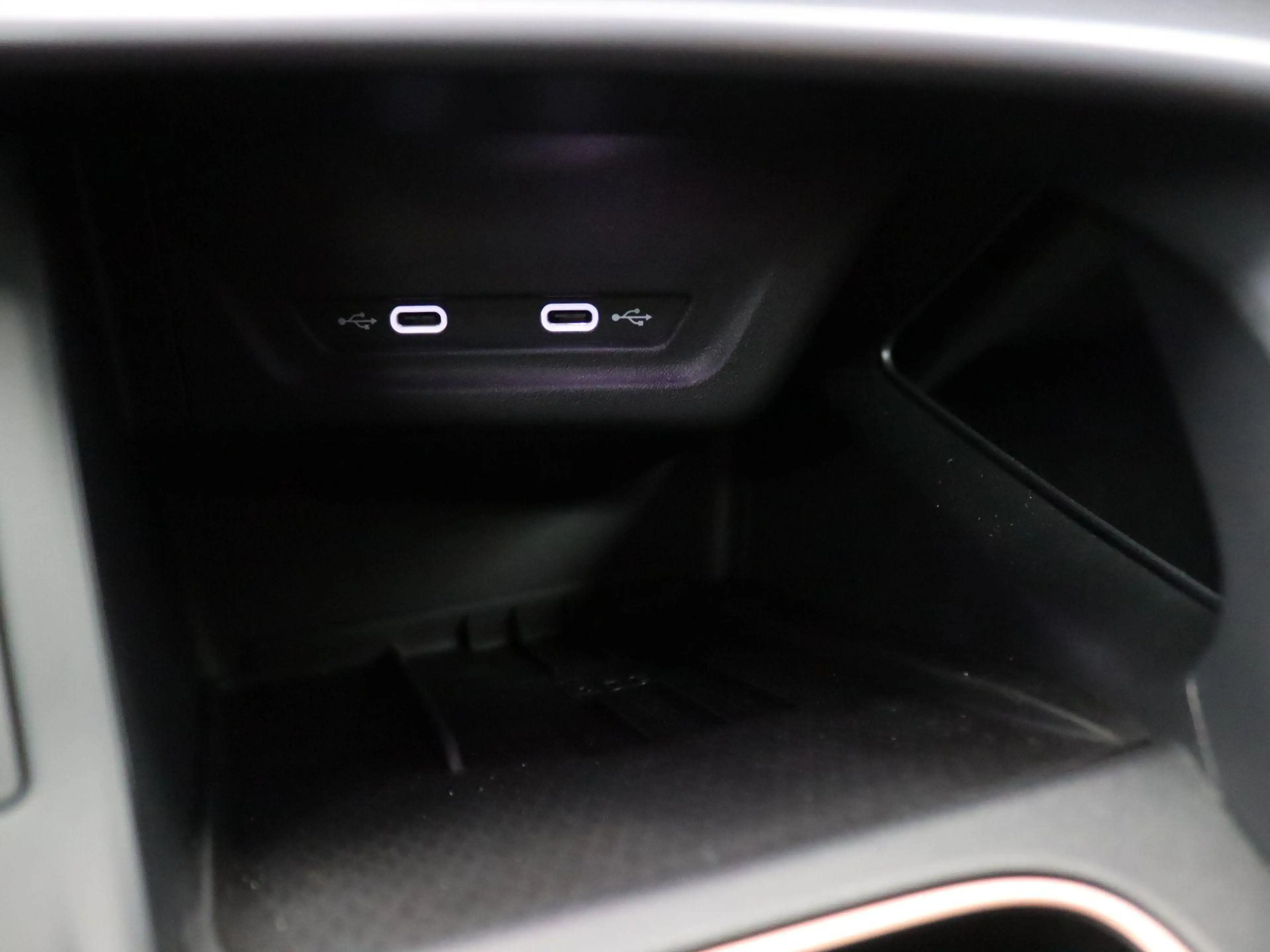 CUPRA Terramar 1.5 TSI e-Hybrid VZ Performance 272PK DSG Panorama — photo 37