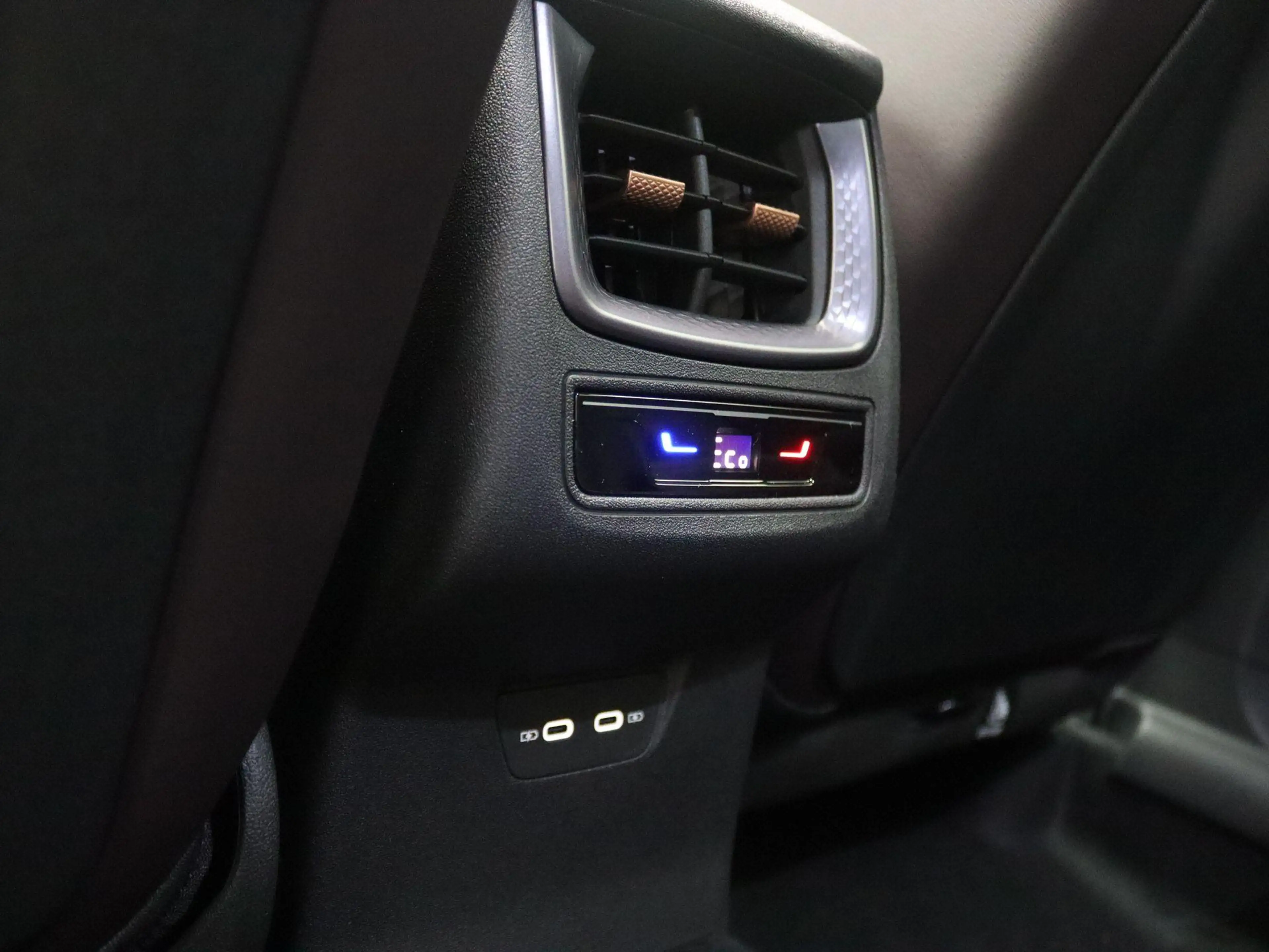 CUPRA Terramar 1.5 TSI e-Hybrid VZ Performance 272PK DSG Panorama — photo 48