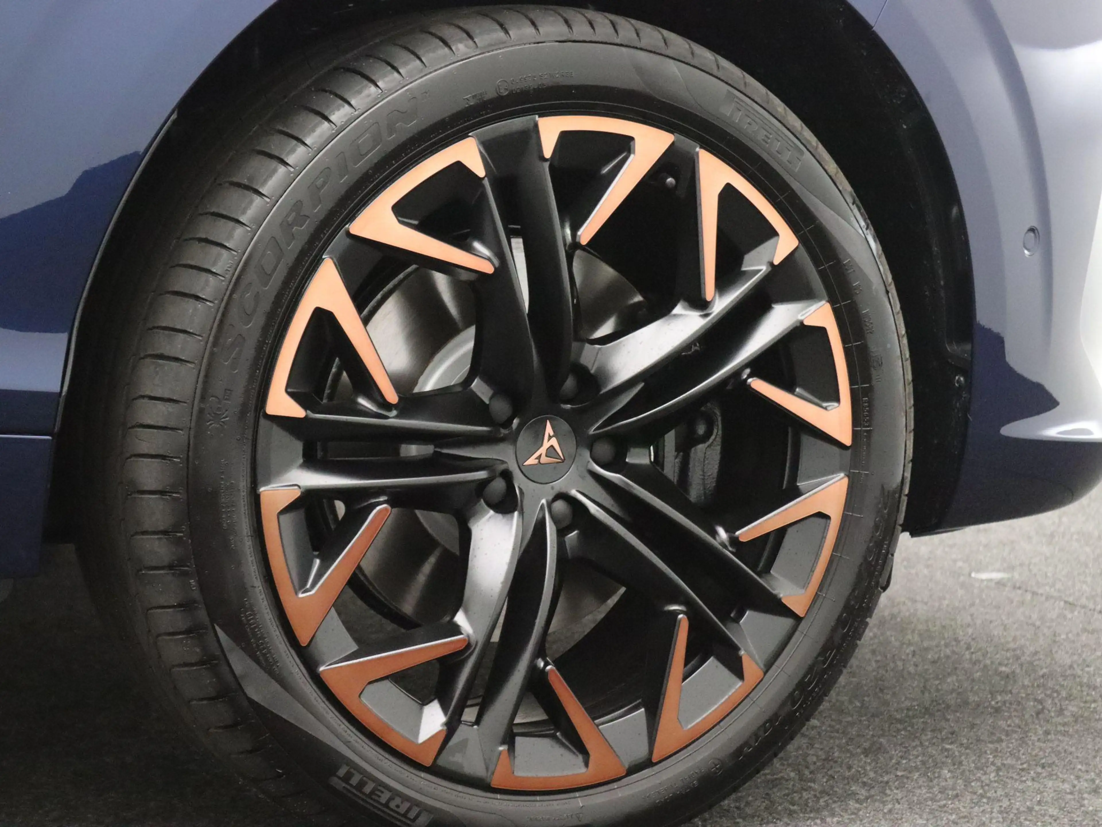 CUPRA Terramar 1.5 TSI e-Hybrid VZ Performance 272PK DSG Panorama — photo 16