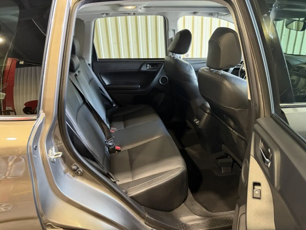 Subaru Forester снимка Subaru Forester