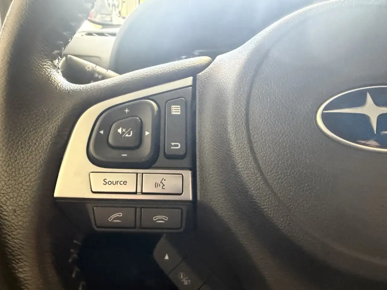 Subaru Forester снимка Subaru Forester