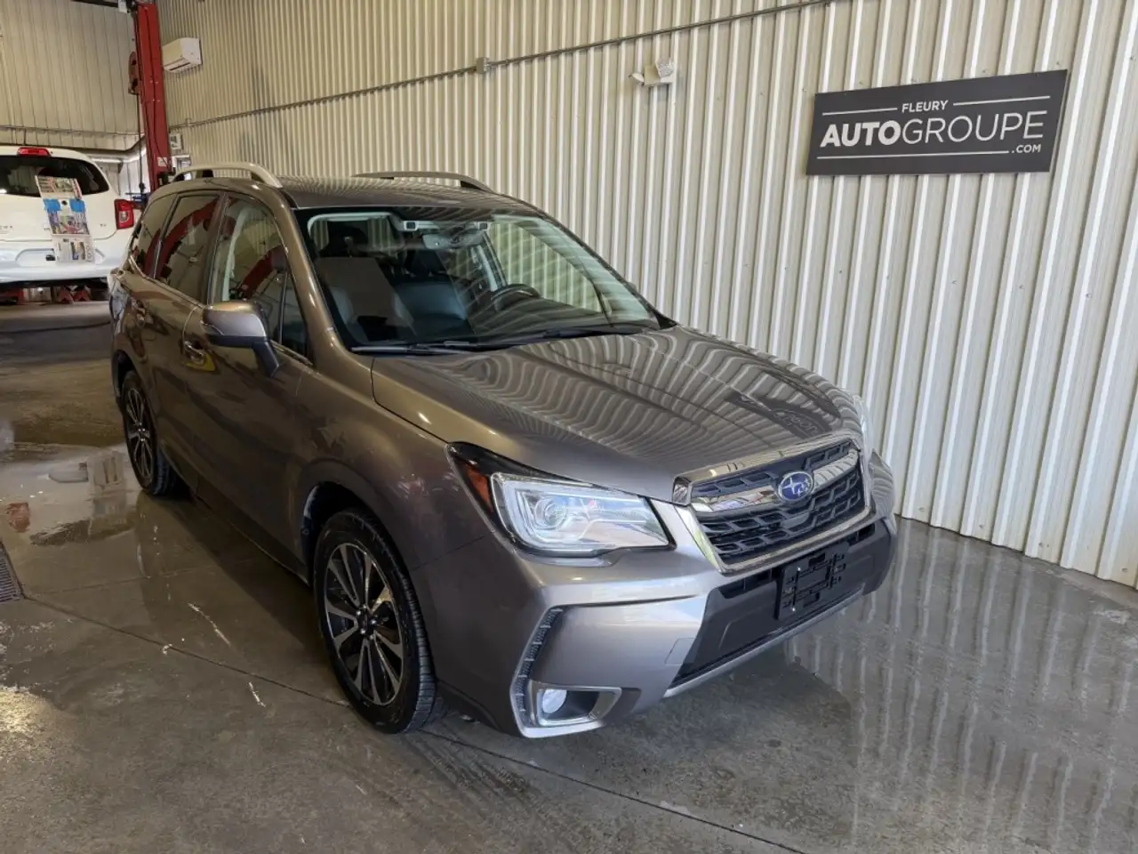 Subaru Forester снимка Subaru Forester