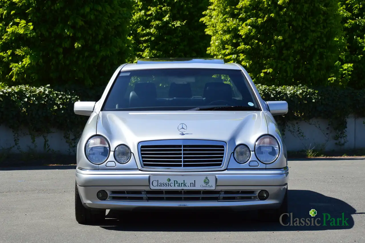 Mercedes-Benz E50 AMG, foto 8