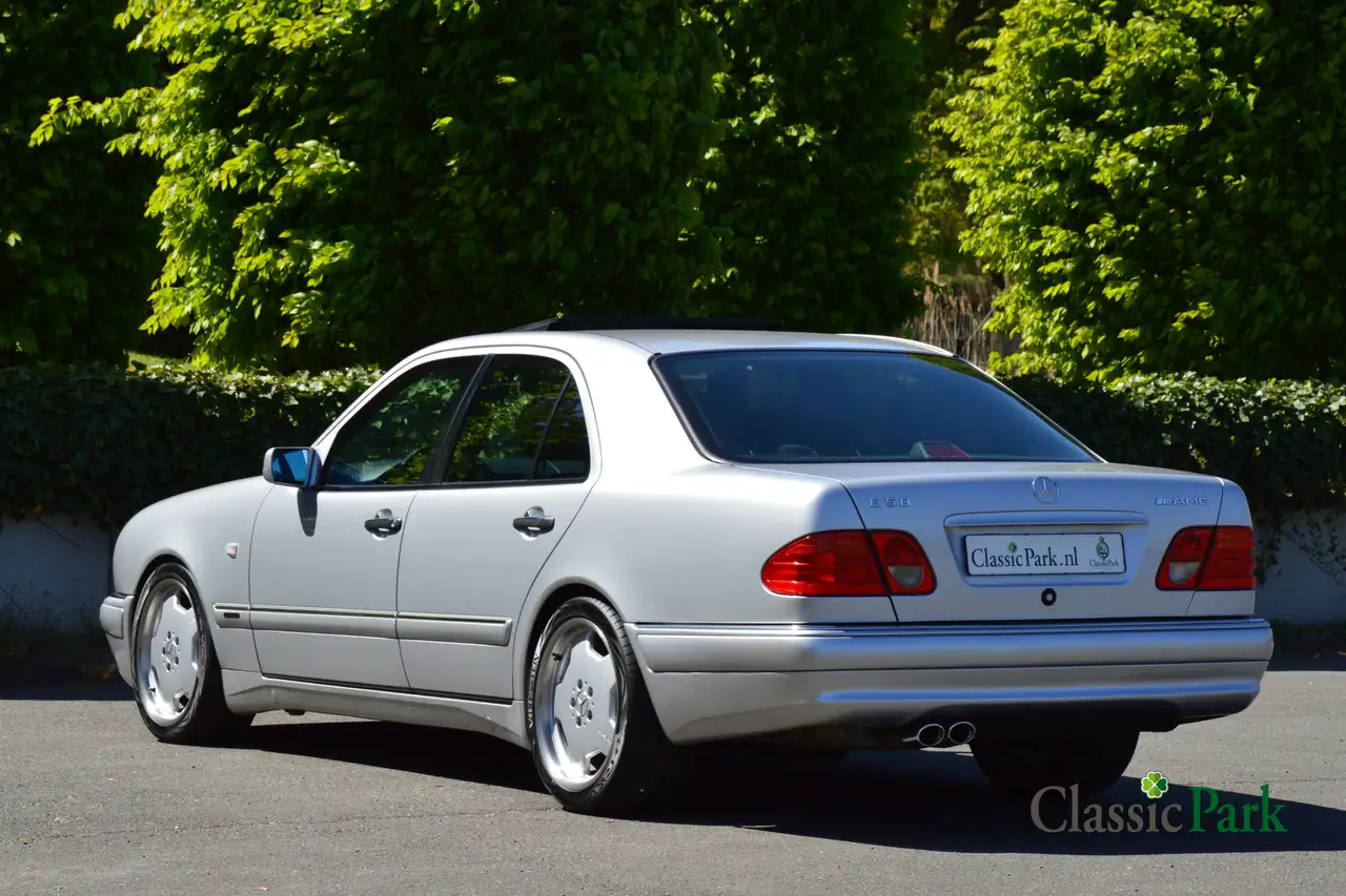 Mercedes-Benz E50 AMG, foto 3