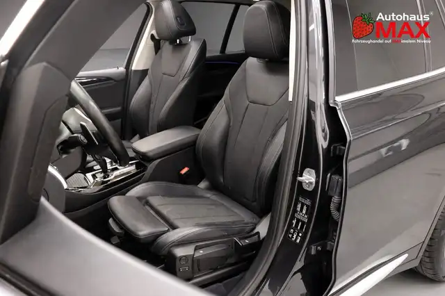 BMW X3 view 15