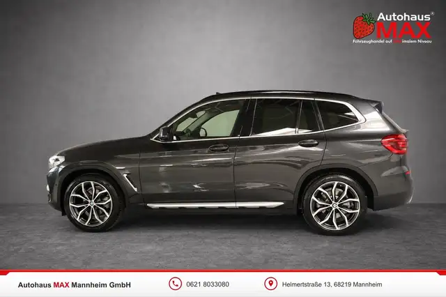 BMW X3 view 2