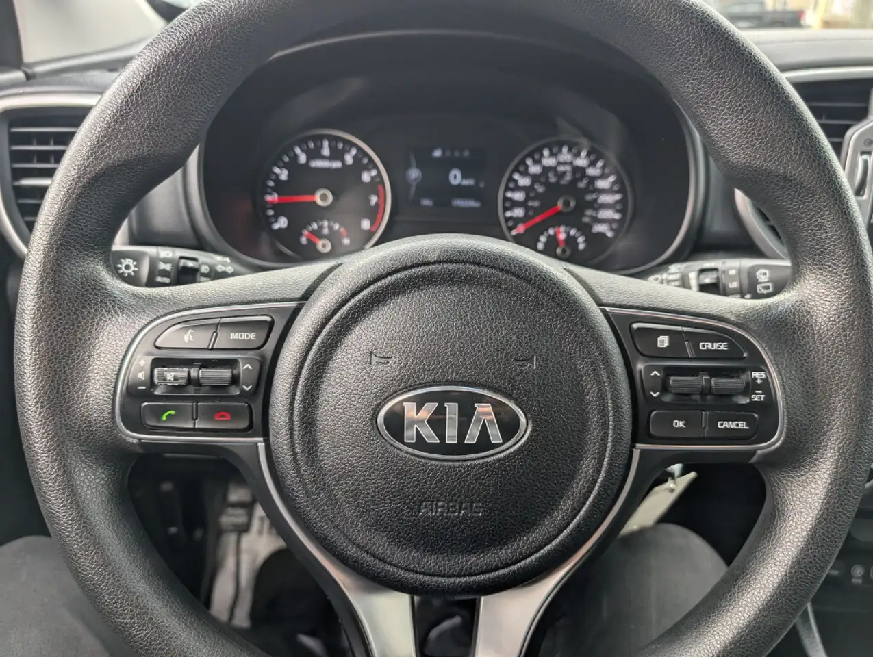 Kia Sportage снимка Kia Sportage