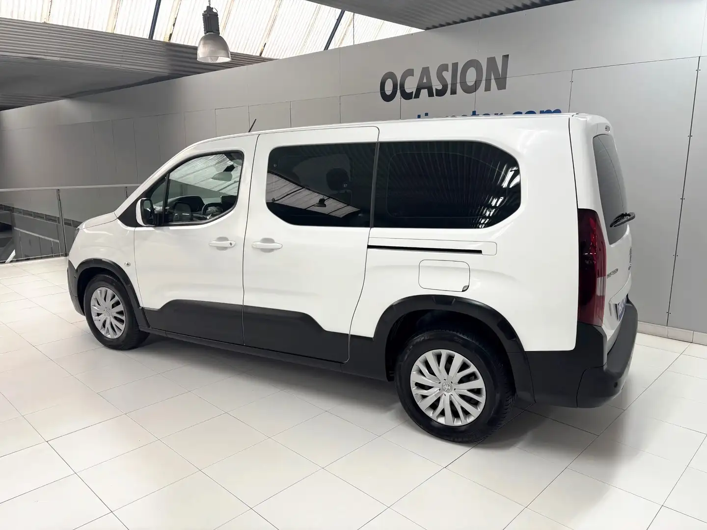 Peugeot Rifter 1.5BlueHDi S&S Long Active 100 Weiß - 2