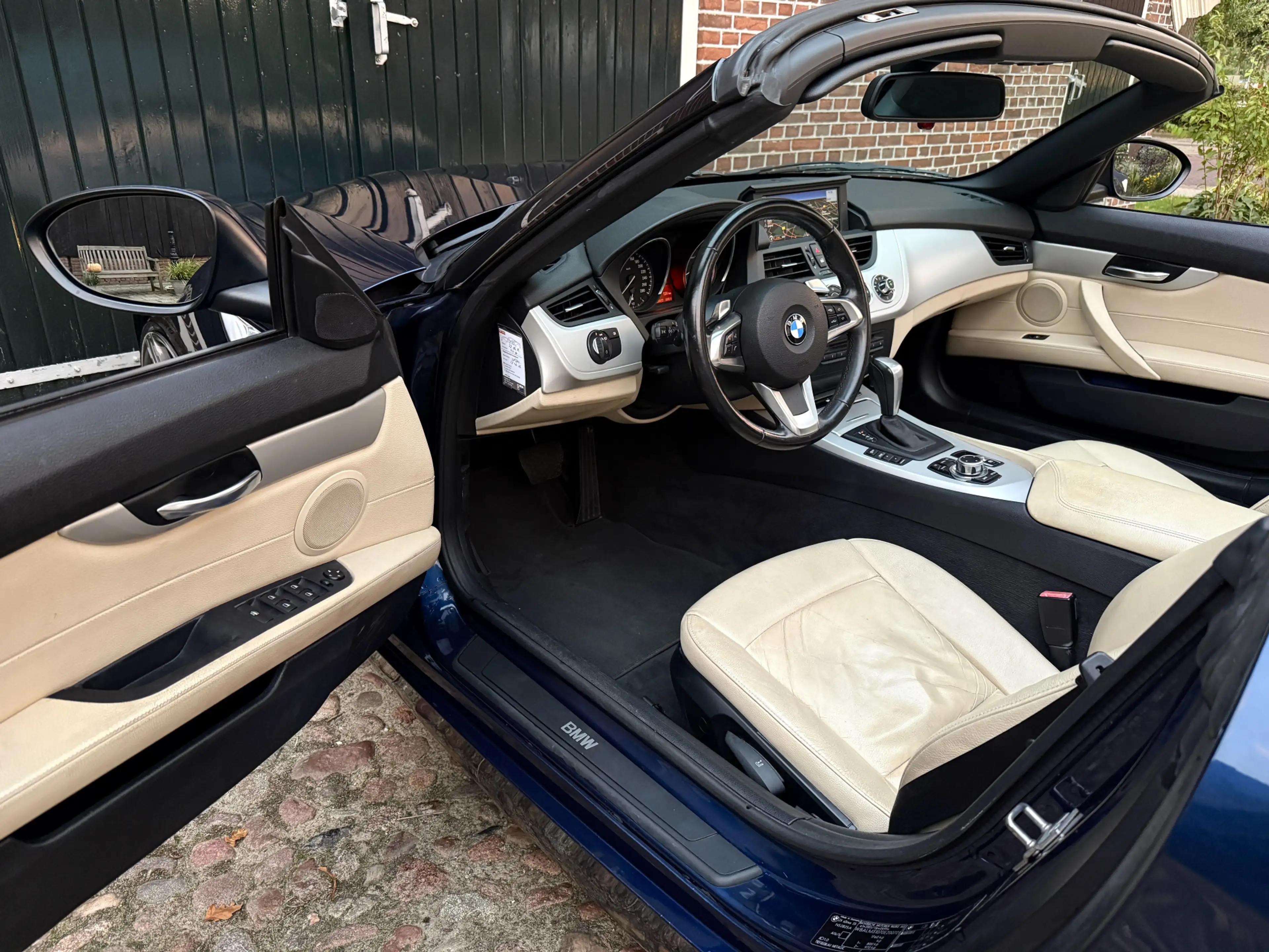 BMW Z4 [E89] sDrive23i Aut. l Navi l 19" l Leder l Climat — photo 13