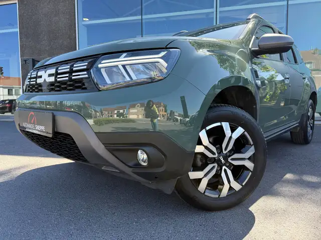 Dacia Duster view 2