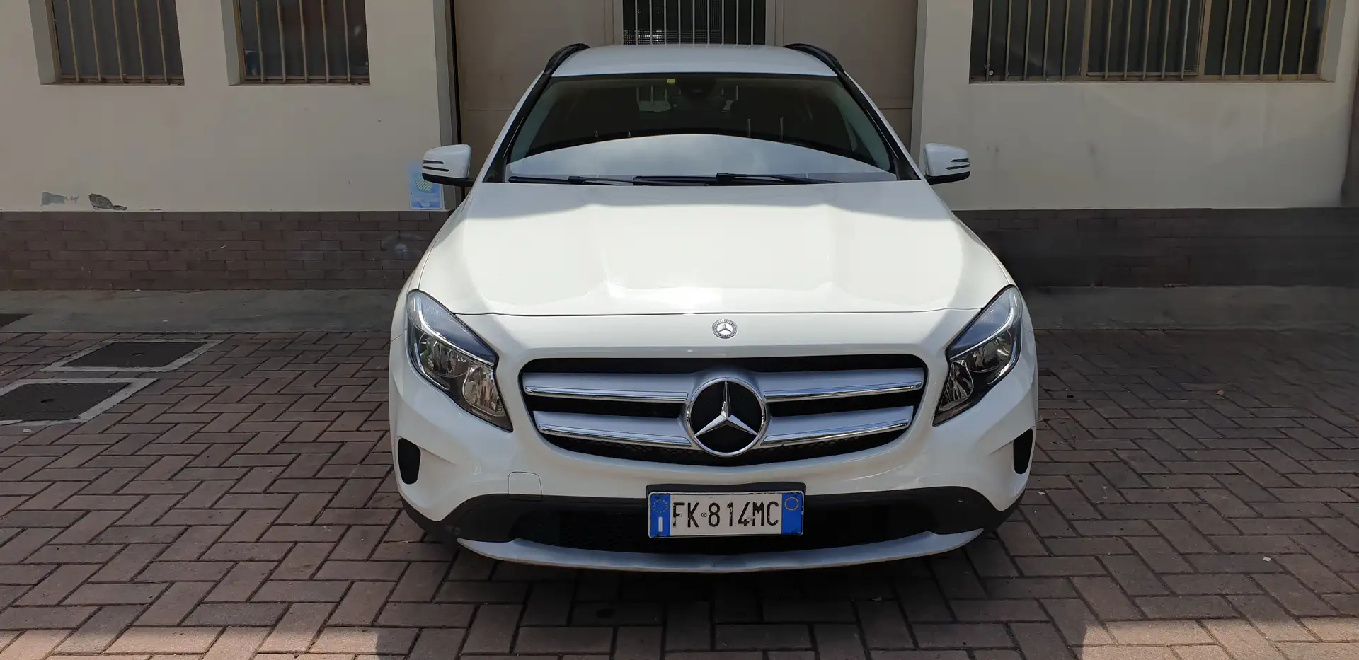Mercedes-Benz GLA 180 GLA 180 d Business Weiß - 2