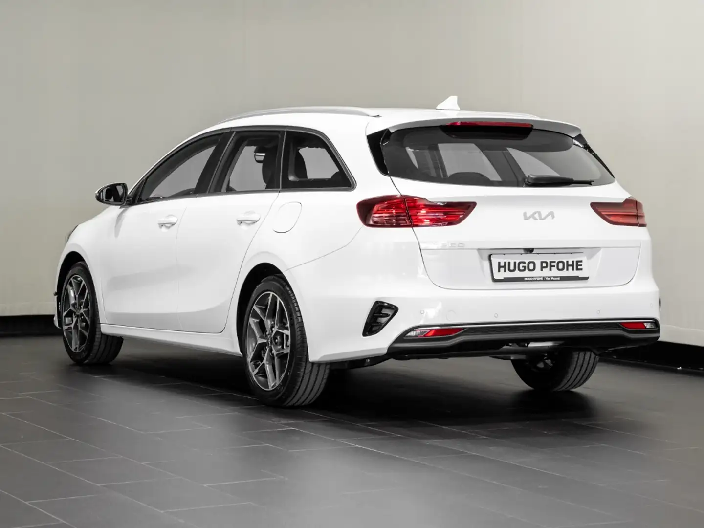 Kia Ceed / cee'd Ceed Spirit 1.5 T-GDI DCT Kombi. 103 kW Weiß - 2