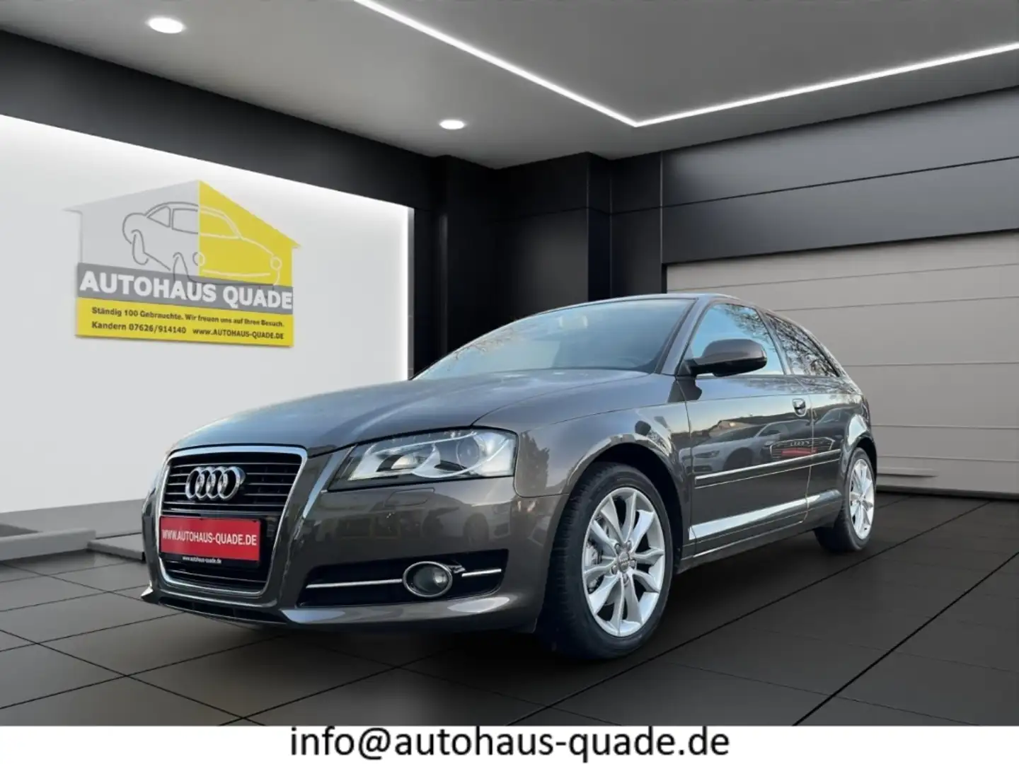 Audi A3 2.0 TDI Ambition Xenon Klimaautom SHZ Temp PDC GA Grau - 1