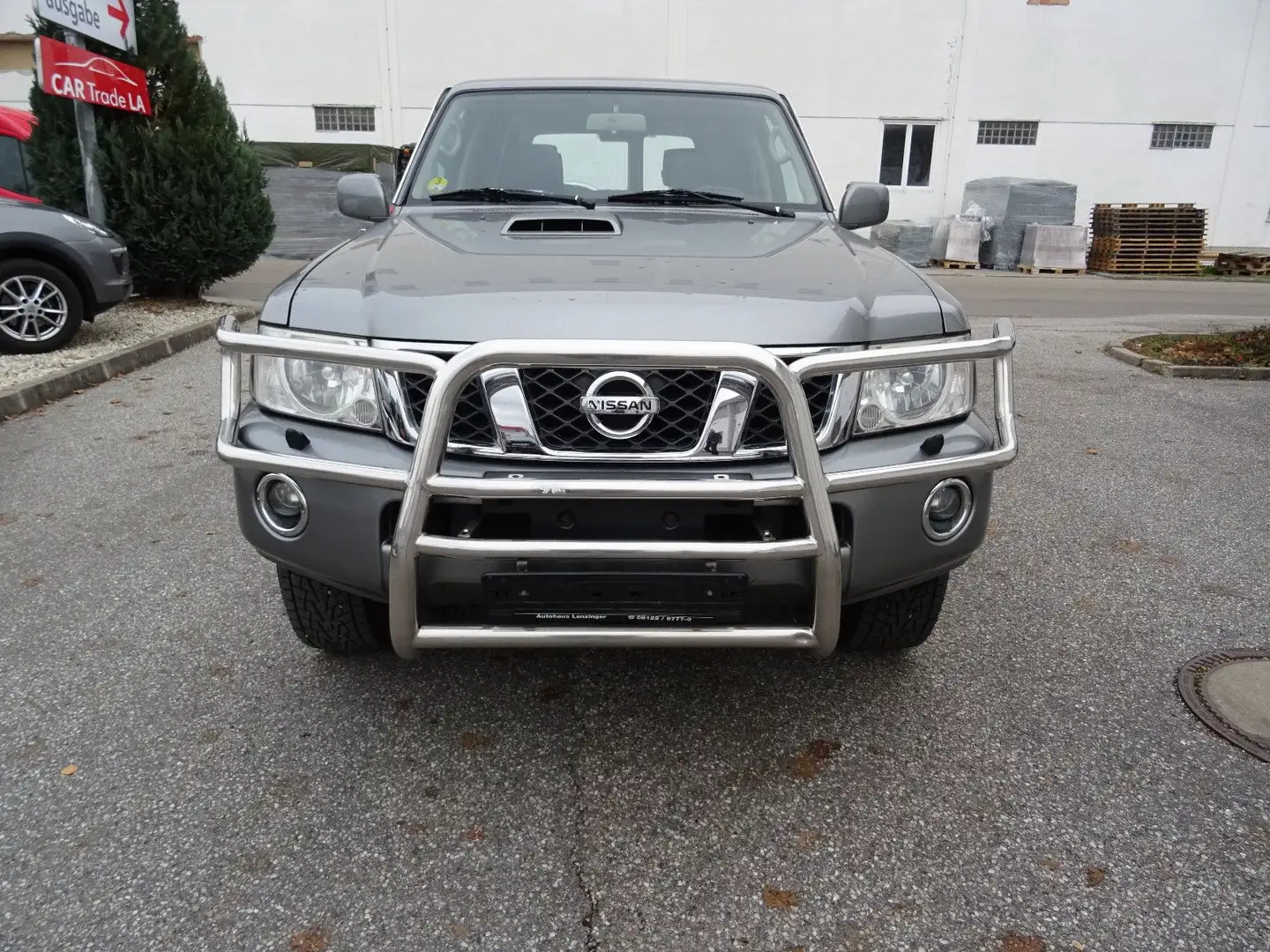 Nissan Patrol GR 3.0l dCi 4x4 Automatik Elegance Lang Grau - 2