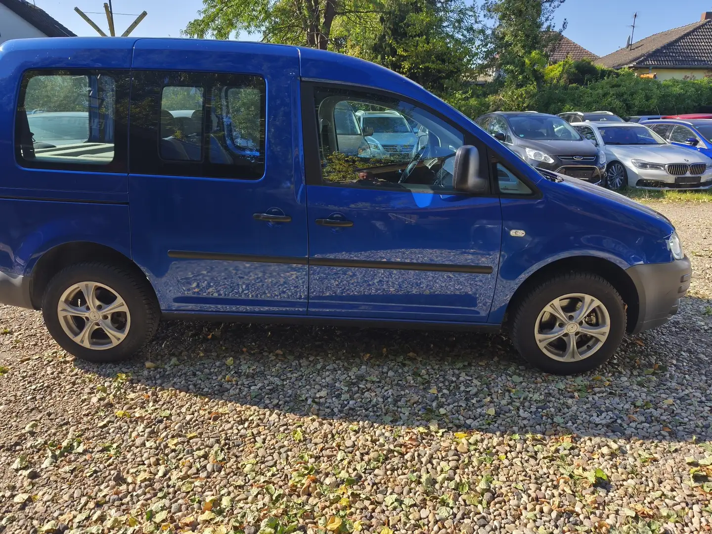 Volkswagen Caddy Life Blau - 2
