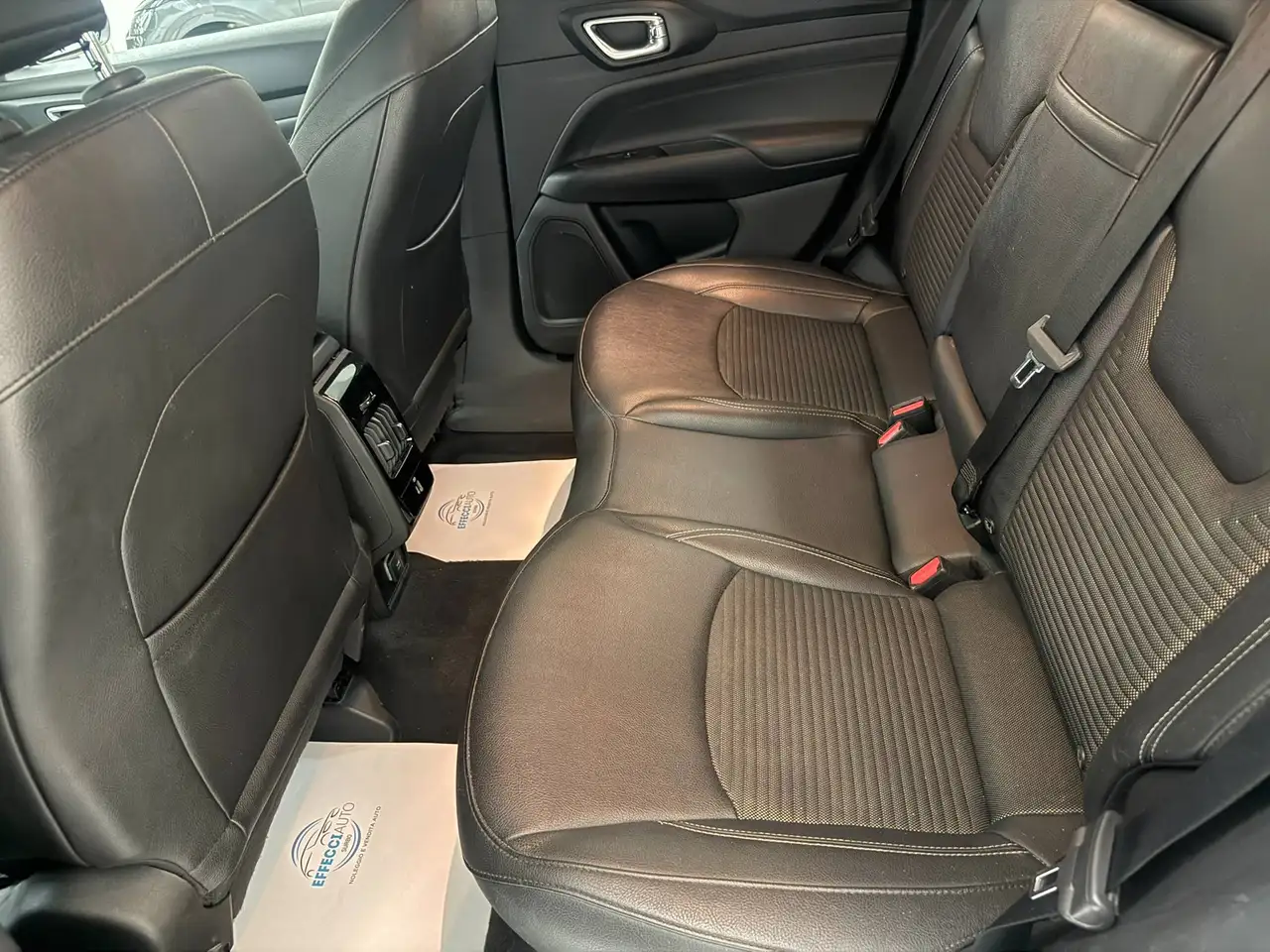 Jeep Compass II 2021 1.3 turbo t4 phev Limited 4xe auto, миниатюра 9