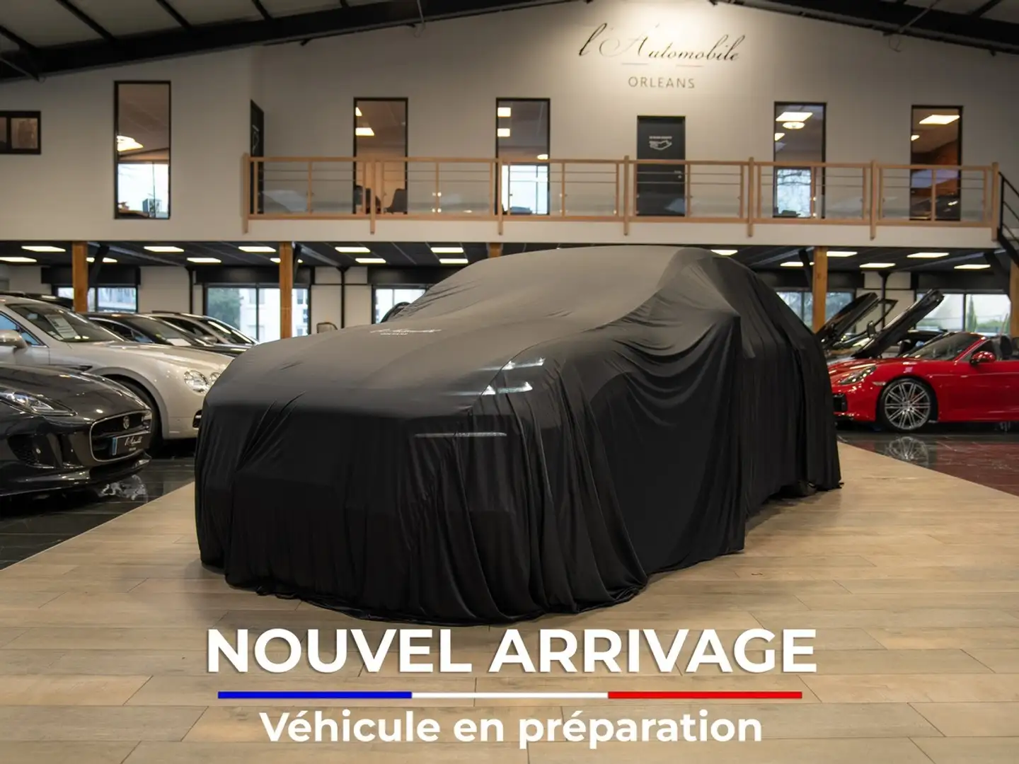 Aston Martin DBX 4.0 550 / 2022 / 12.500KM Blanc - 1