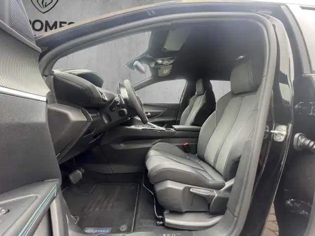Peugeot 5008 view 9