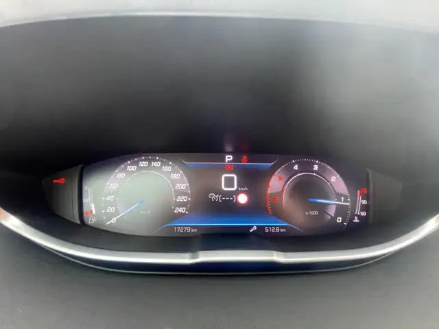 Peugeot 5008 view 15