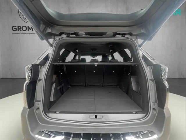 Peugeot 5008 view 7