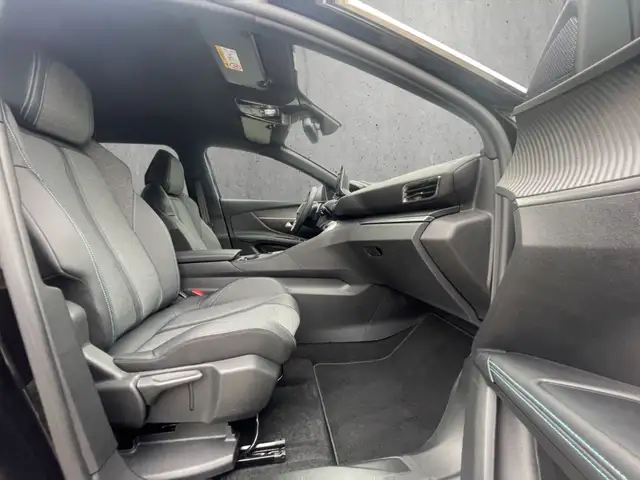 Peugeot 5008 view 13