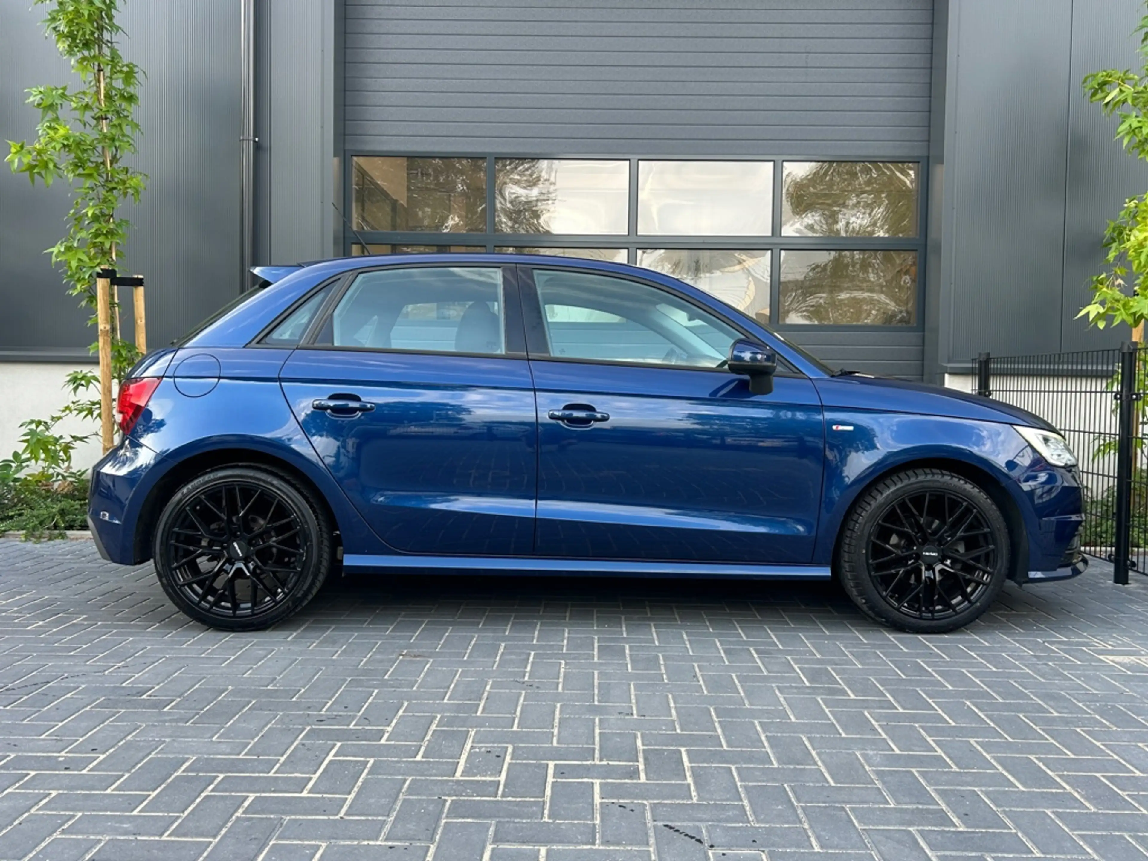 Audi A1 Sportback 1.0 TFSI Sport Pro Line S| Navigatie | P — photo 5