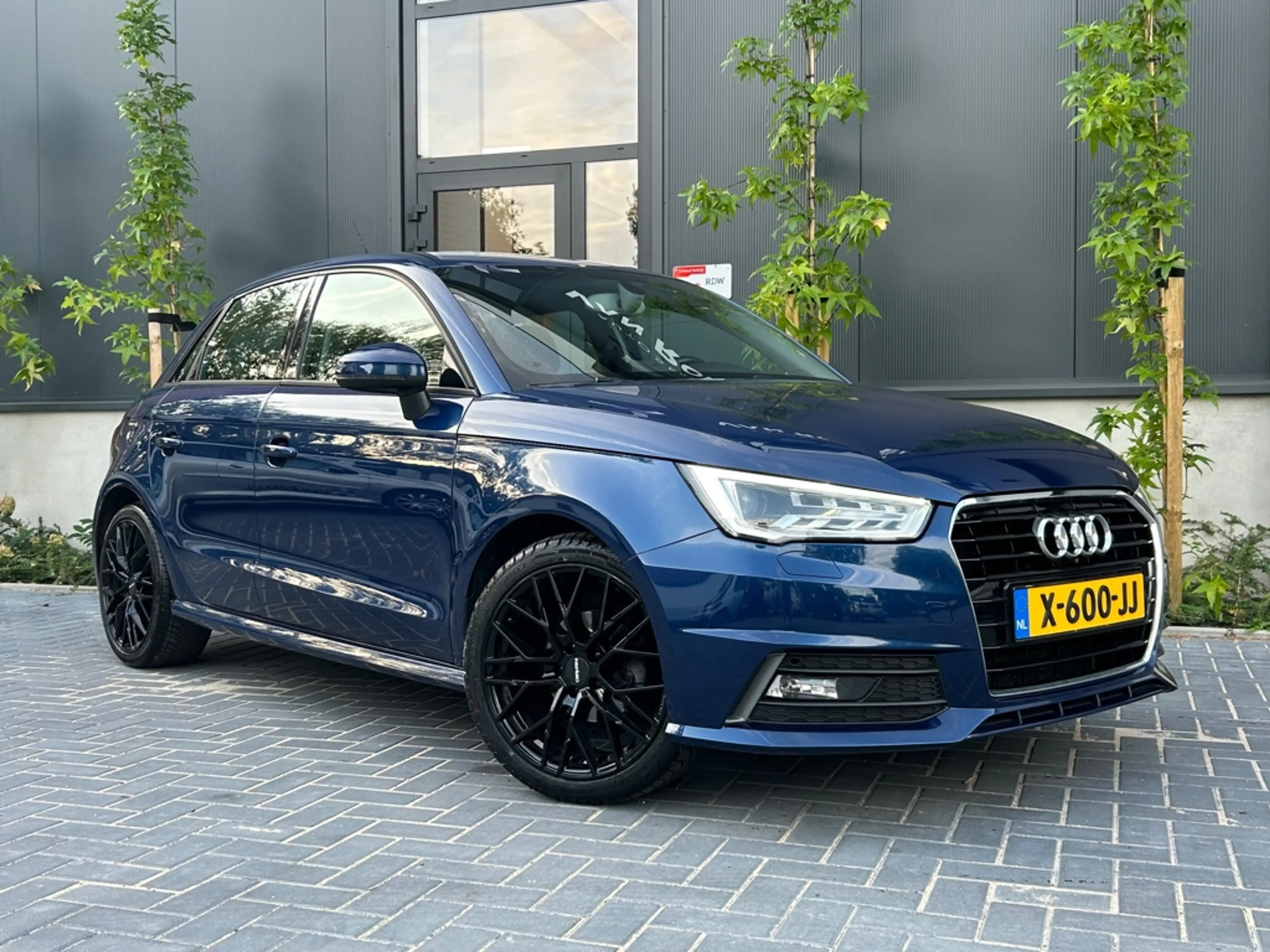 Audi A1 Sportback 1.0 TFSI Sport Pro Line S| Navigatie | P — photo 12