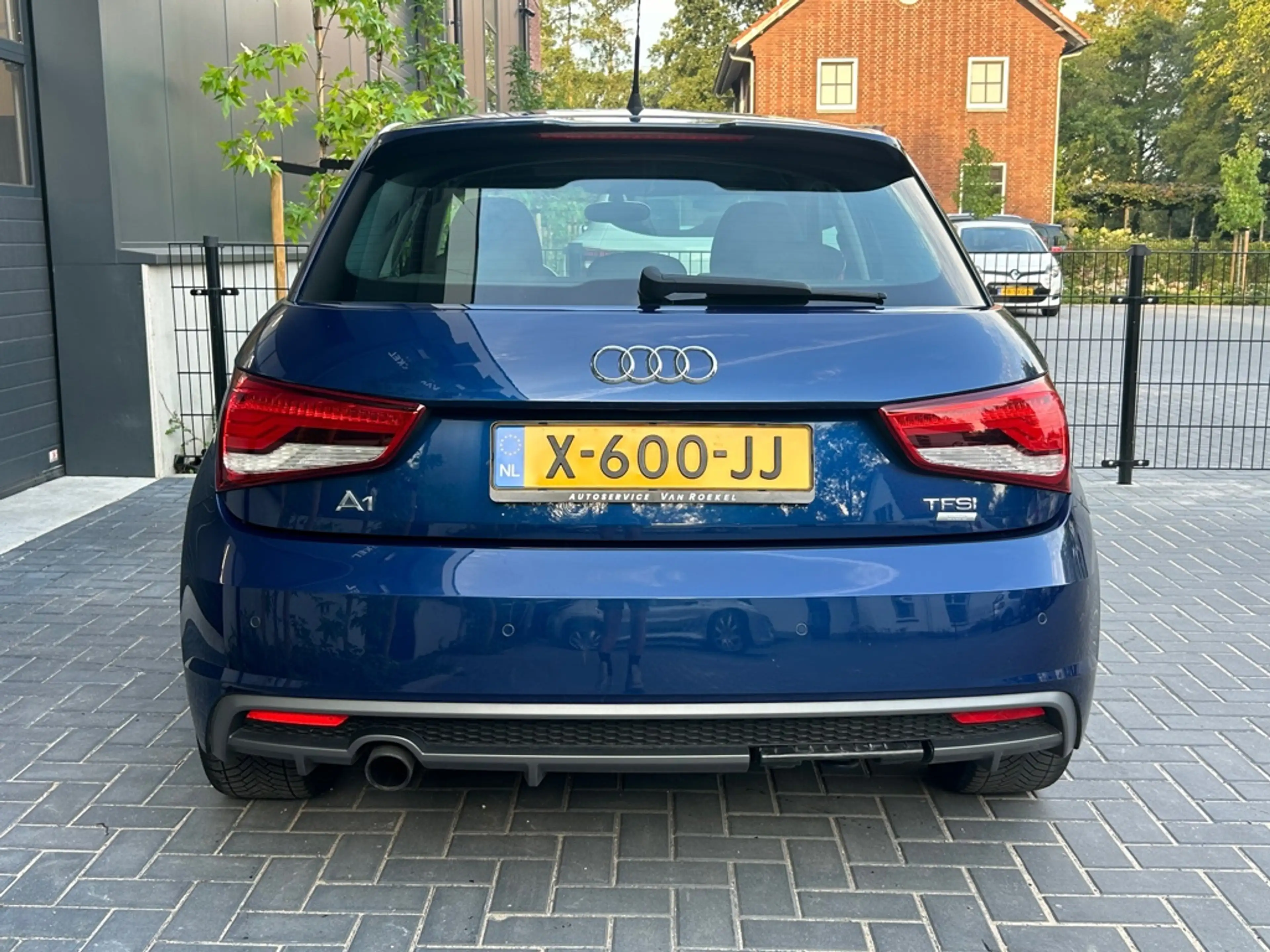 Audi A1 Sportback 1.0 TFSI Sport Pro Line S| Navigatie | P — photo 9