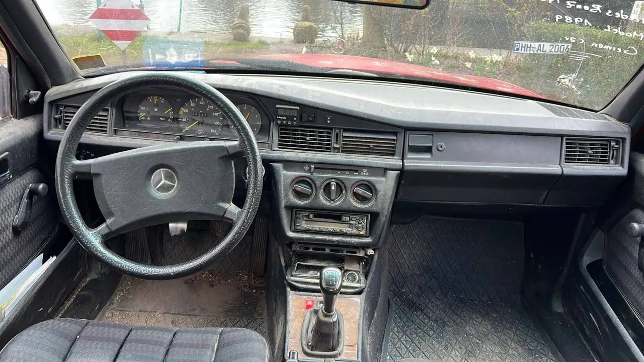 Mercedes-Benz 190 D, foto 10