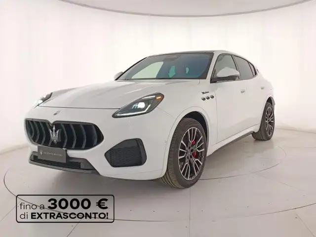 Maserati Grecale 2.0 mhev Modena 330cv auto