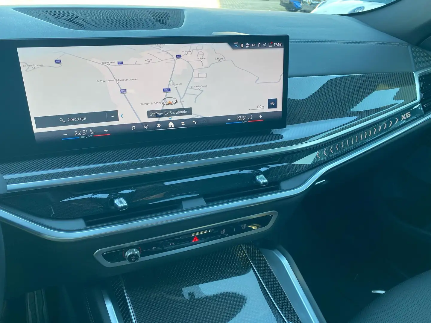 BMW X6 G06-F96 - xdrive40i MSport auto Fekete - 2