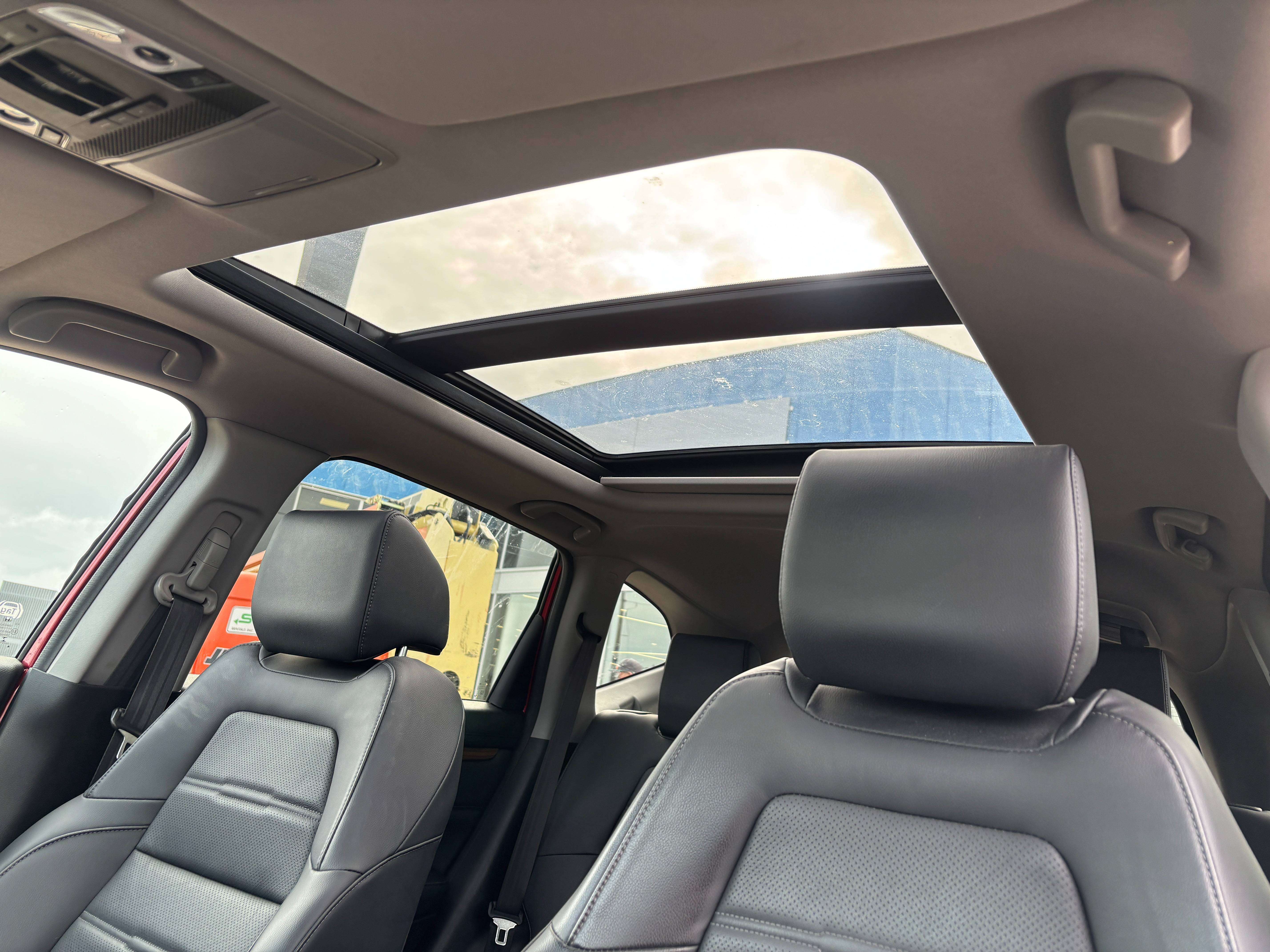 used 2021 Honda CR-V car, priced at $28,995