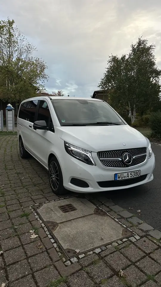 Mercedes-Benz V 250