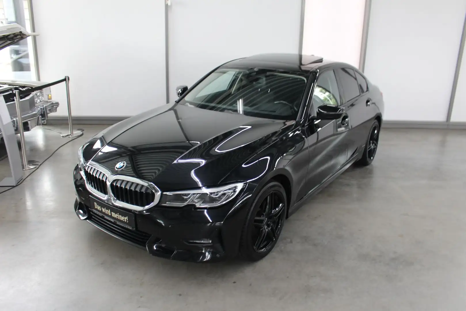 BMW 320 d Sport Line Business-Paket Professional SHD Zwart - 1