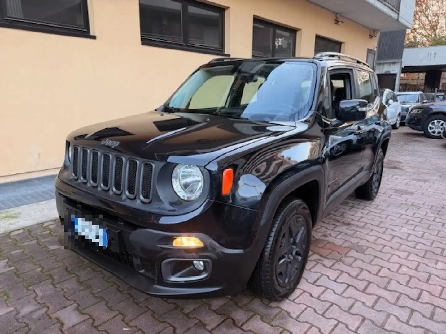 Jeep Renegade 2.0 Mjt 4WD Active Drive Night Eagle Noir - 1