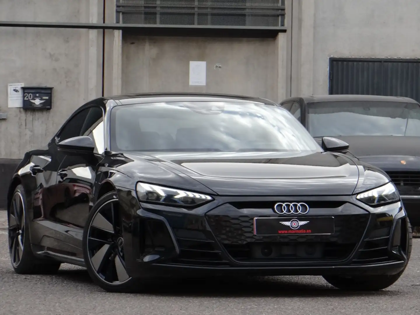 Audi e-tron GT 60 quattro Schwarz - 1