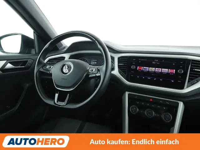 Volkswagen T-Roc view 13