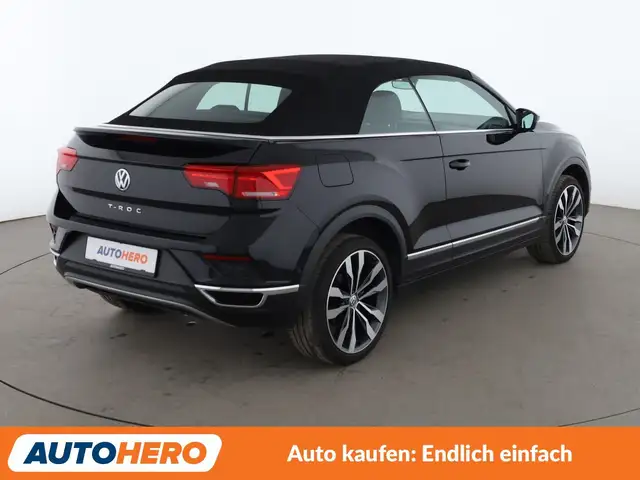 Volkswagen T-Roc view 6