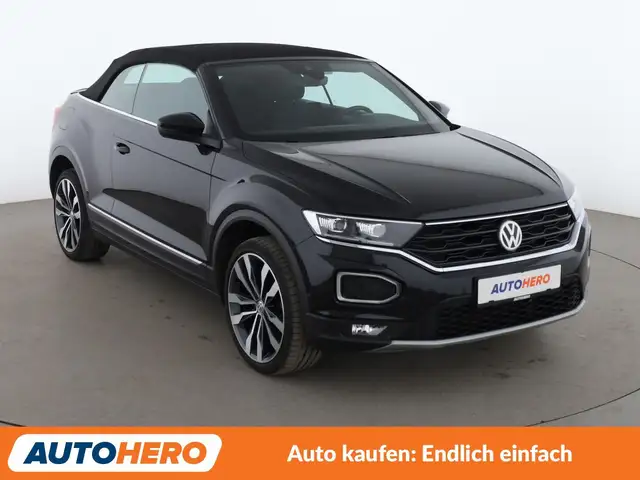 Volkswagen T-Roc view 8