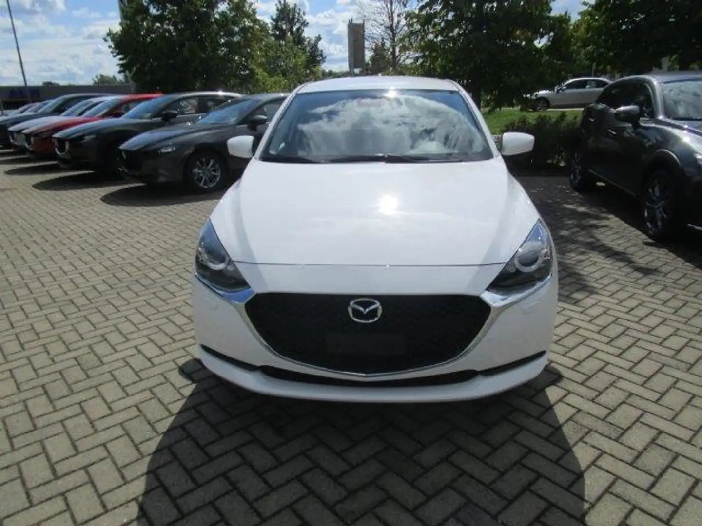Mazda 2 SKYACTIV-G 90 PS KIZOKU mit Voll-LED, Rückfahrkame Weiß - 2