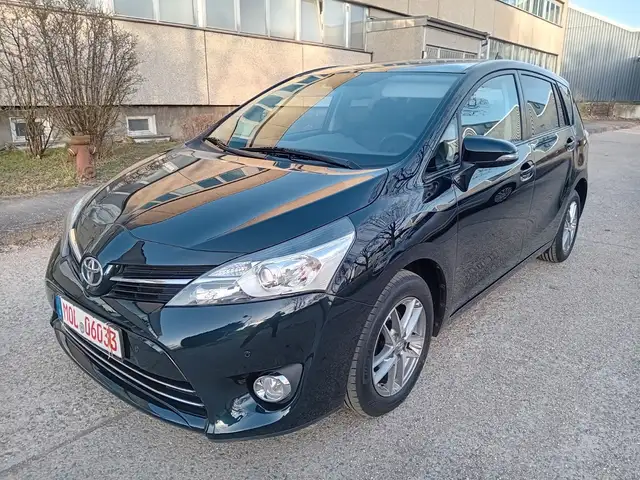 Toyota Verso SkyView Edition * 1.Hand * INSP+TÜV neu * Top