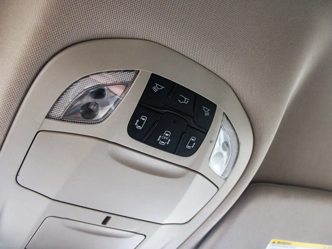 Chrysler Pacifica снимка Chrysler Pacifica