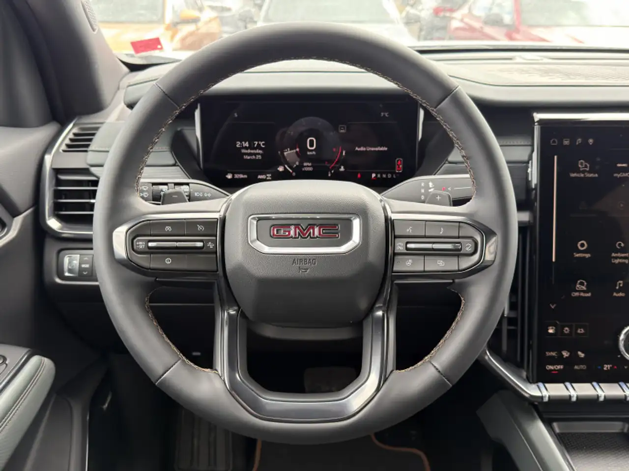 GMC Acadia снимка GMC Acadia