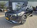 MG ZS EV Luxury 45 kWh | Trekhaak | Navigatie | Schwarz - thumbnail 1