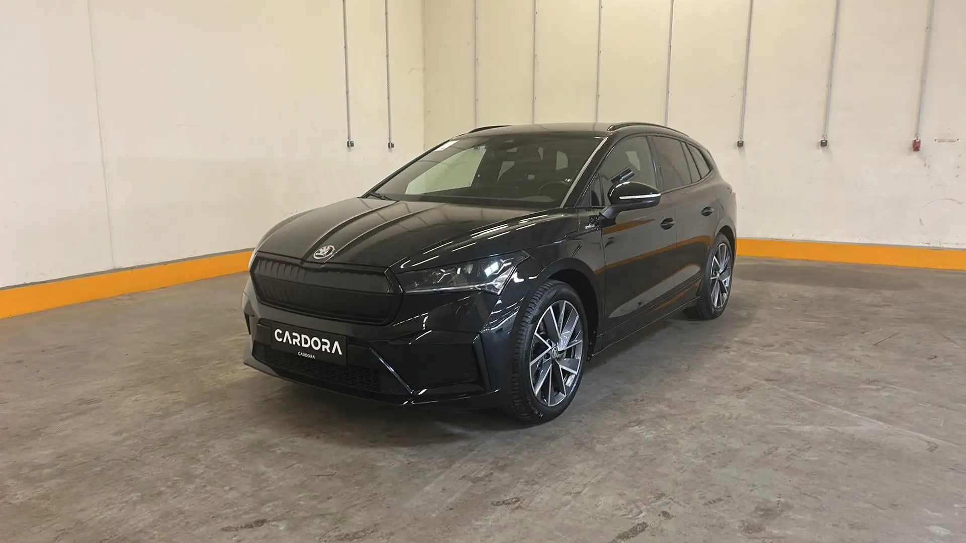 Skoda Enyaq iV 80 Sportline Wärmepumpe*Navi*Leder Schwarz - 2