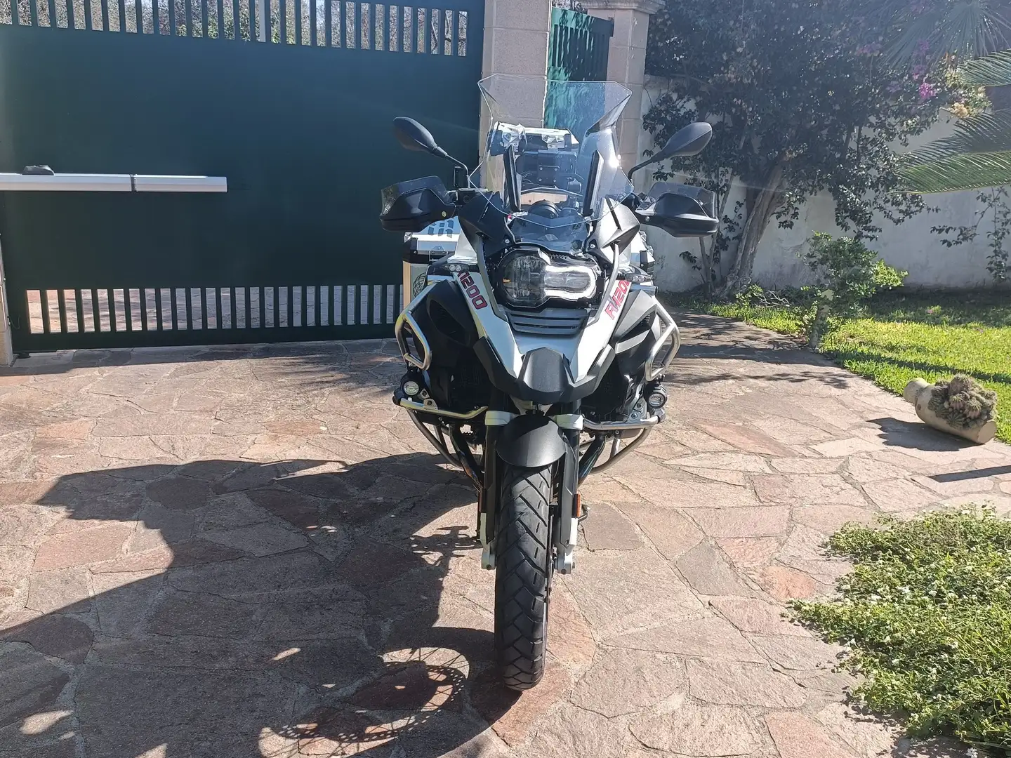 BMW R 1200 GS Adventure Silber - 1