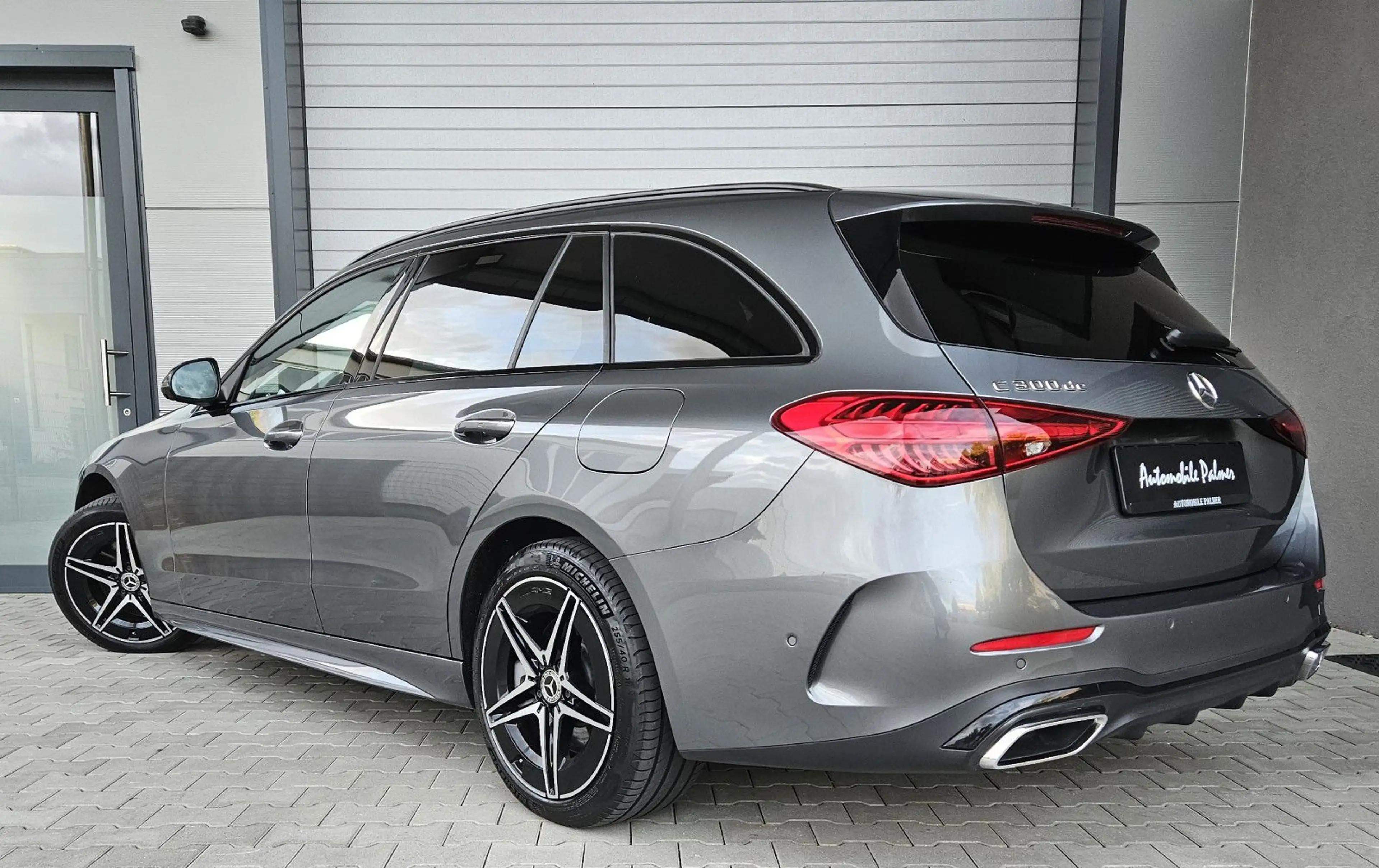 Mercedes-Benz C 300 de T AMG Line Top Ausstattung 1Hand — photo 5